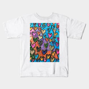 LOVE IS COLOURFUL Kids T-Shirt